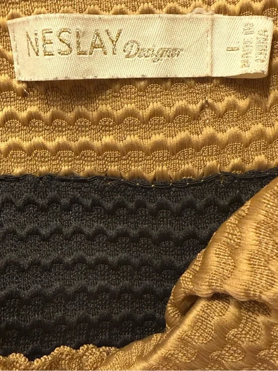 Neslay Designer Gold and Black Striped Textured skater Skirt Size Large Y2K - Picture 2 of 6